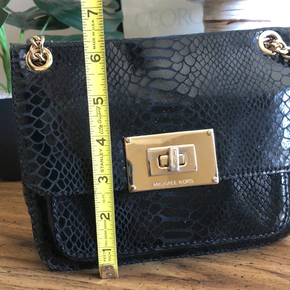 BEAUTIFUL Michael Kors Convertible Chain Strap Bag - Picture 15 of 15